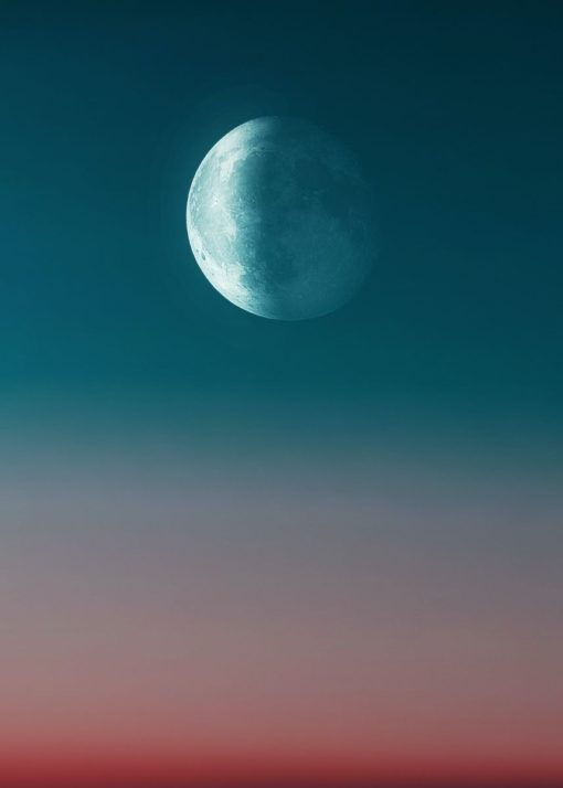 ירח במבט שונה space 03